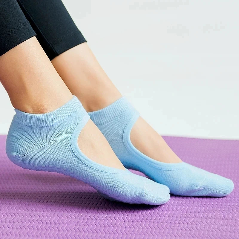 Professional Women Yoga Socks for Gym Indoor Sports and Fitness Breathable Silicone Anti-slip Ballet Pilates Dance Sports Socks
