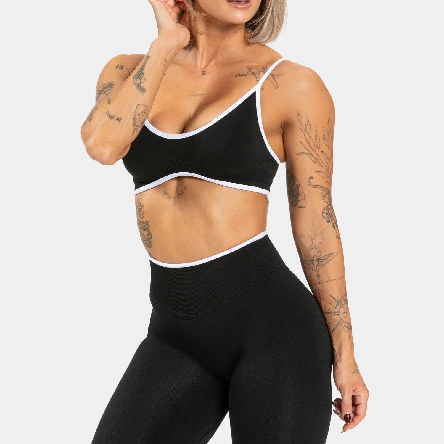 Summer Women's Solid Color Gym Sports Bra Sexy Backless Knitted Bra with Chest Cushion Suspender Bra Yoga Fitness Top