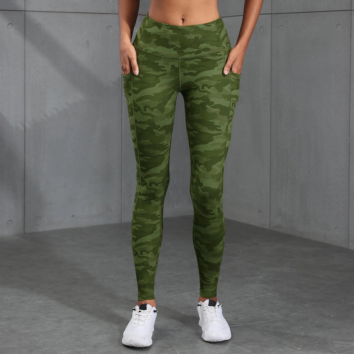 CHRLEISURE Digital Printing Yoga Pants with Pockets High Waist Butt Lifting Workout Tights Slim Fitness Legging for Women