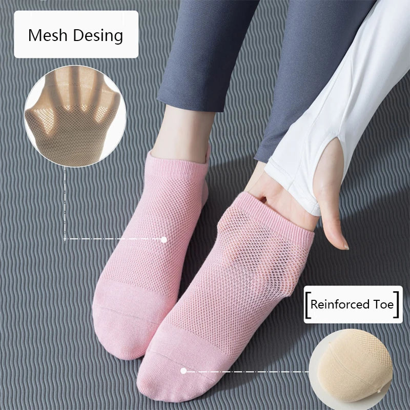 4 Pairs Grip Socks for Women Non Slip Yoga Socks Pilates Breathable Mesh Short Socks Cotton Low Cut Gym Fitness Dance Sport Sock