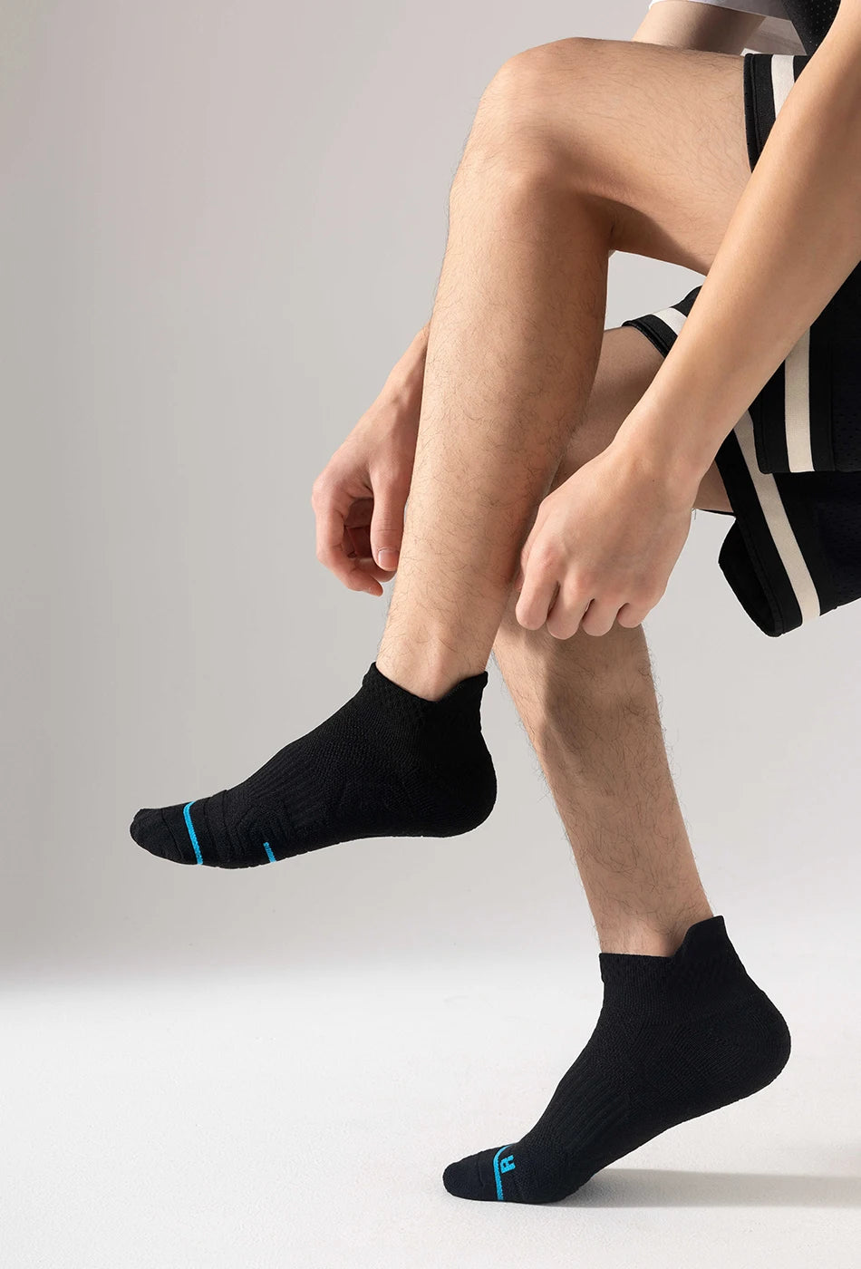 1 pairs,Socks Soccer Sock Men Non Slip Anti Slip Non Skid Hospital Yoga Grippy Training Sports Socks