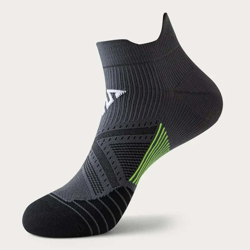 Summer Sport Socks Anti-sweat Unisex Women Men Short Tube Breathable Socks Outdoor Running Basketball Soccer Fitness Ankle Socks